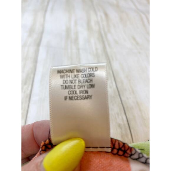 Emma & Michelle Striped Dress - Picture 13 of 16